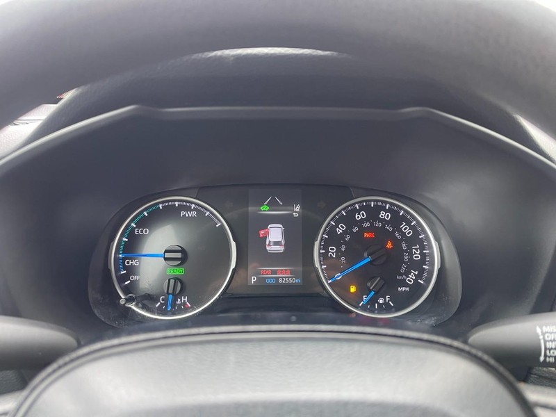 Toyota RAV4 Vehicle Image 23