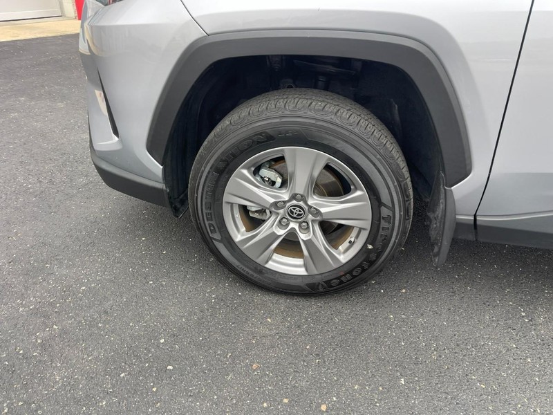 Toyota RAV4 Vehicle Image 06