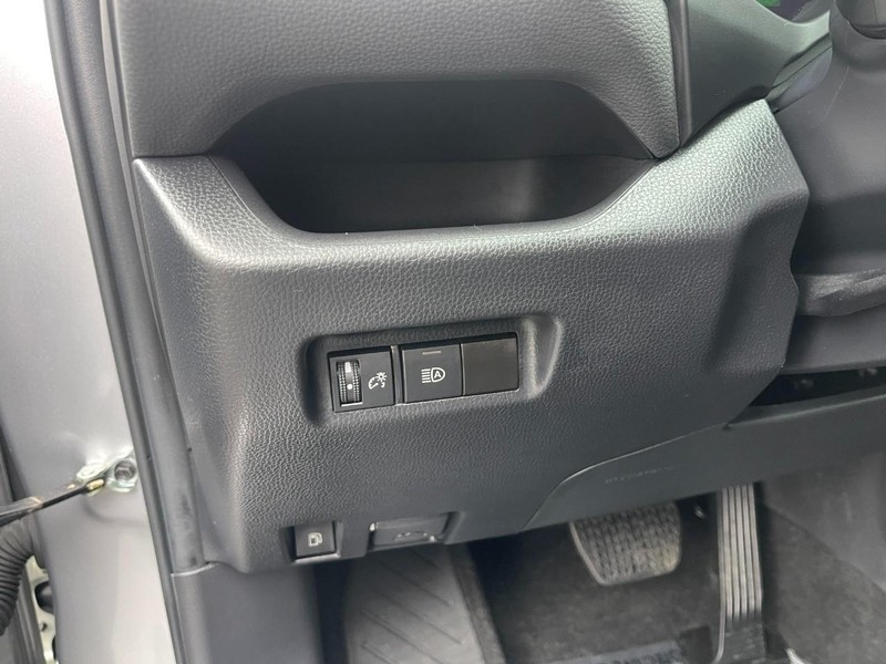 Toyota RAV4 Vehicle Image 20