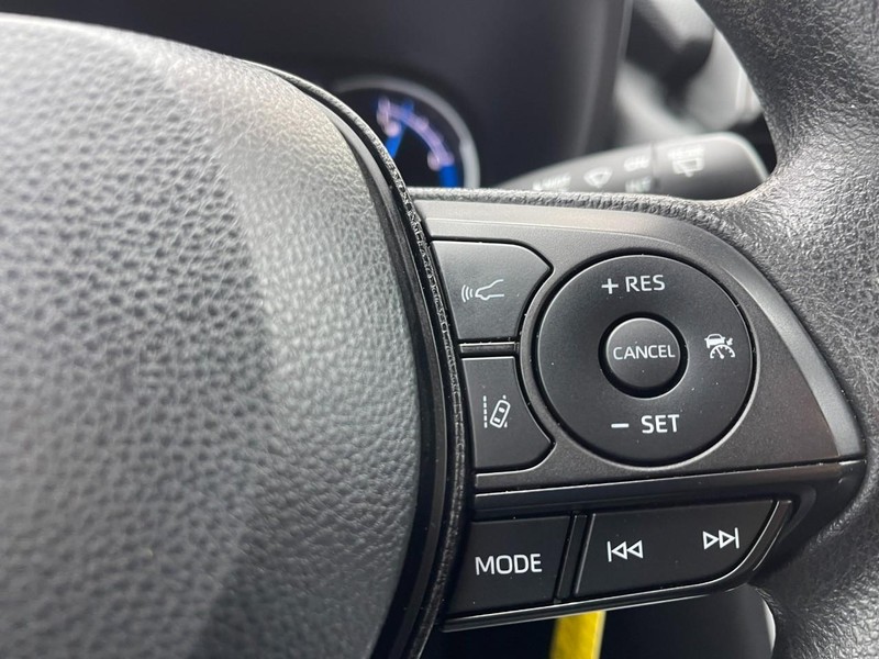 Toyota RAV4 Vehicle Image 23