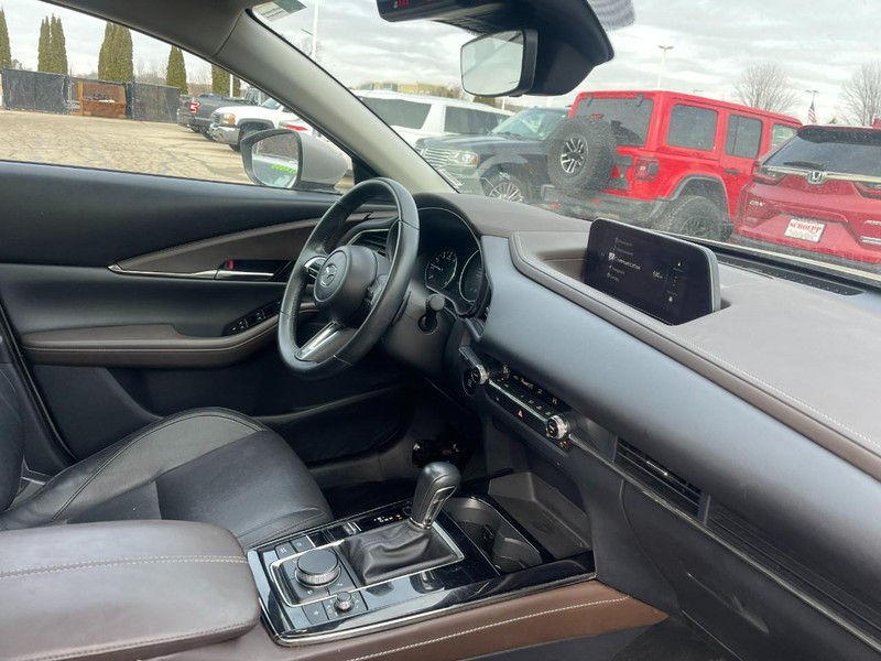 Mazda CX-30 Vehicle Image 02