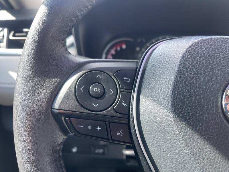 Toyota RAV4 Vehicle Image 20