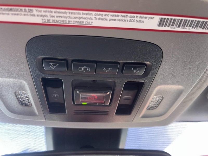 Toyota Camry Vehicle Image 29