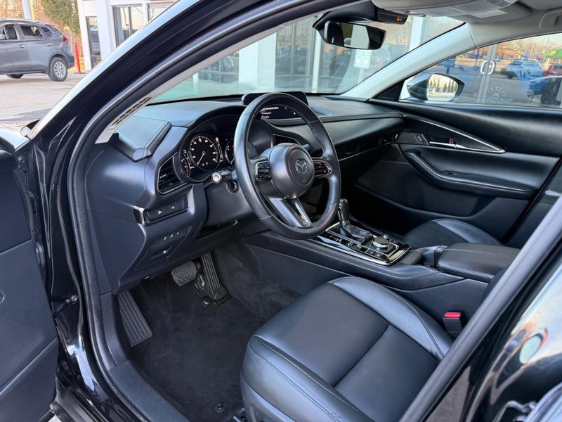 Mazda CX-30 Vehicle Image 18