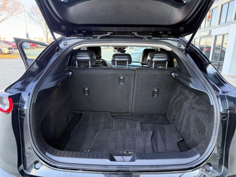 Mazda CX-30 Vehicle Image 21