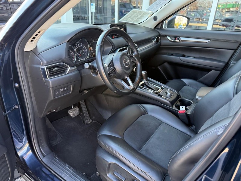 Mazda CX-5 Vehicle Image 10