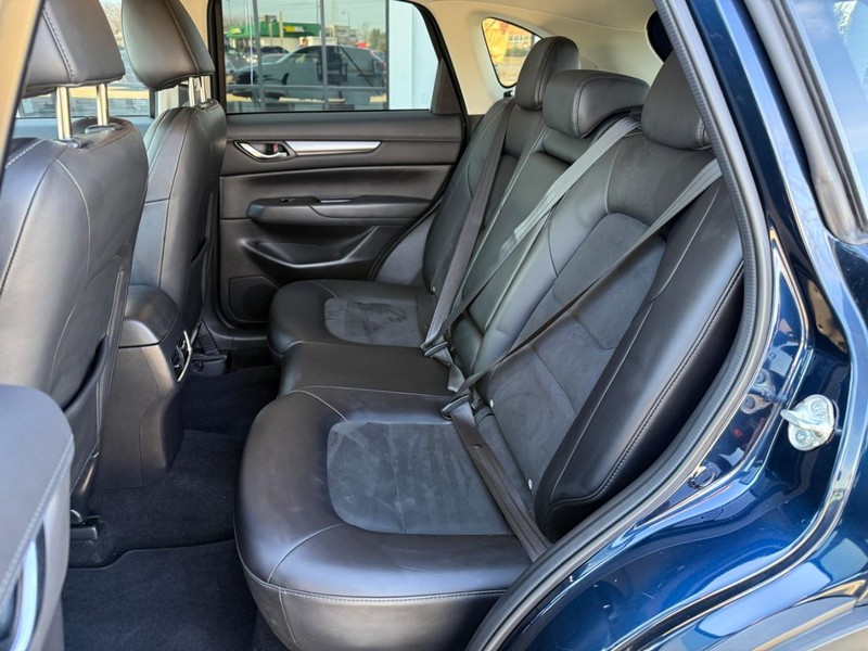 Mazda CX-5 Vehicle Image 11