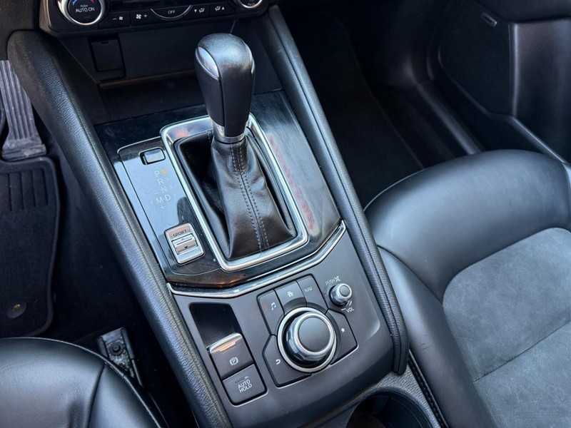 Mazda CX-5 Vehicle Image 29
