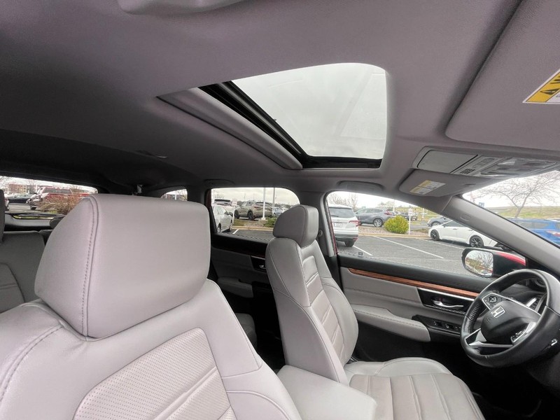 Honda CR-V Hybrid Vehicle Image 10