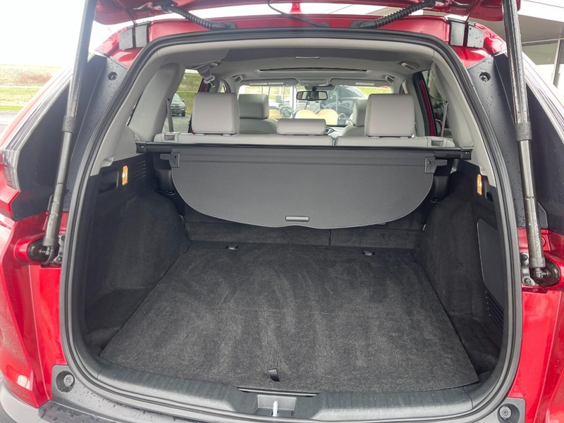 Honda CR-V Hybrid Vehicle Image 16