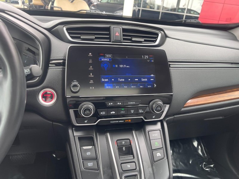 Honda CR-V Hybrid Vehicle Image 33