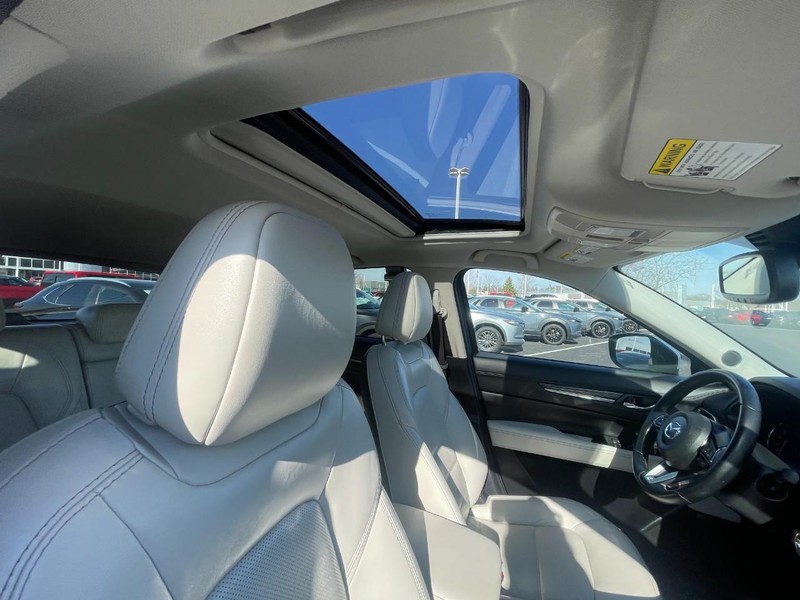 Mazda CX-5 Vehicle Image 10