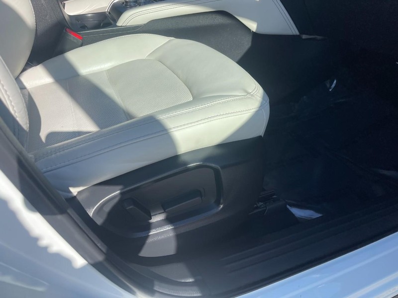 Mazda CX-5 Vehicle Image 12