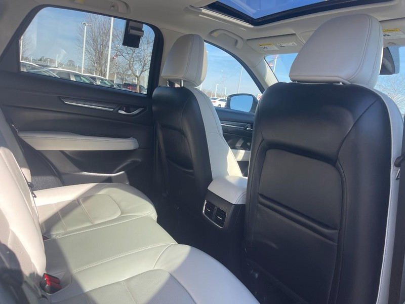 Mazda CX-5 Vehicle Image 15