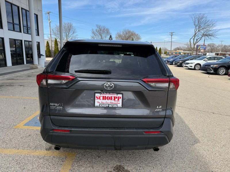 Toyota RAV4 Vehicle Image 06