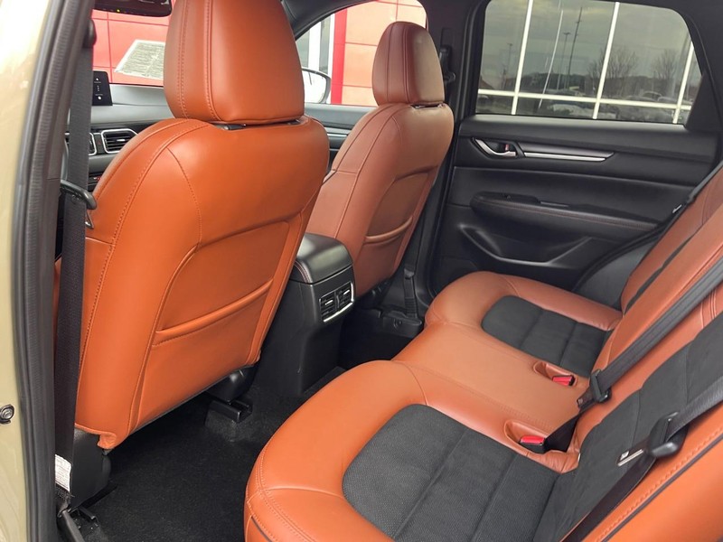 Mazda CX-5 Vehicle Image 19
