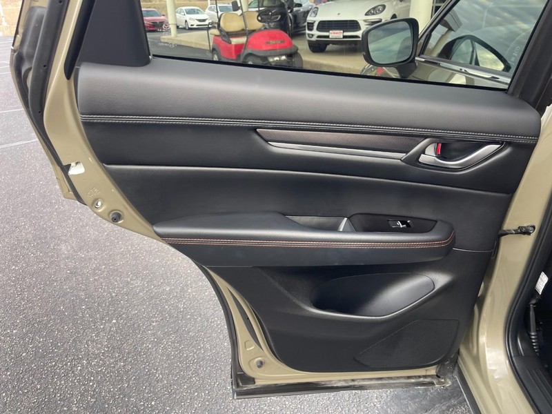 Mazda CX-5 Vehicle Image 20