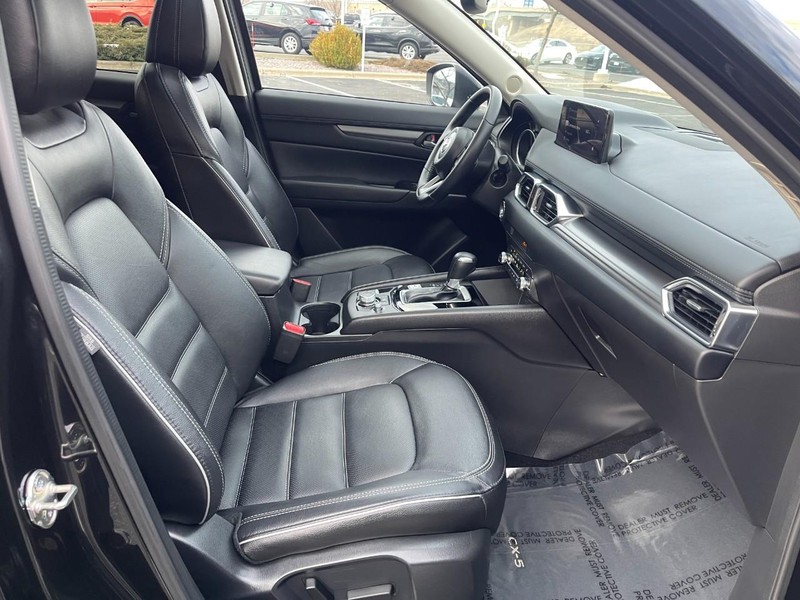 Mazda CX-5 Vehicle Image 11