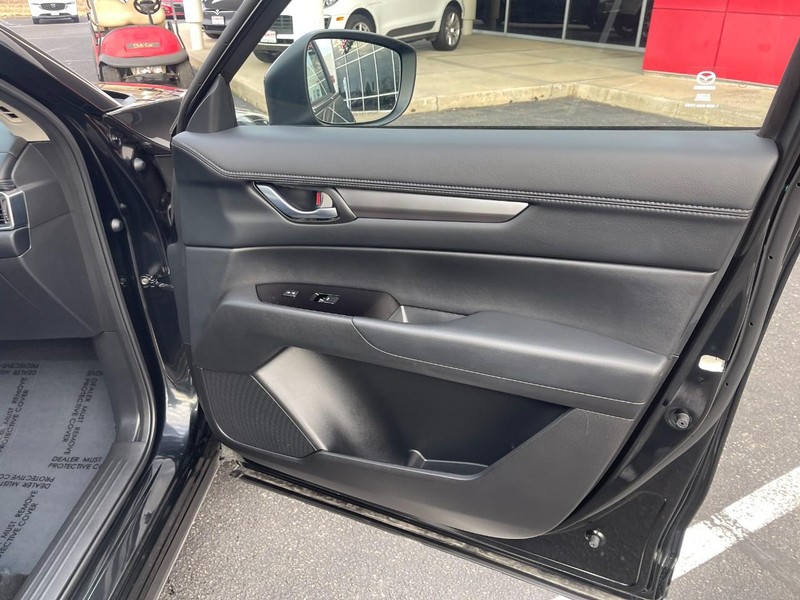 Mazda CX-5 Vehicle Image 12