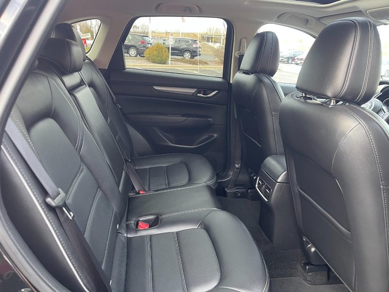 Mazda CX-5 Vehicle Image 13