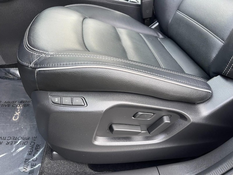 Mazda CX-5 Vehicle Image 21