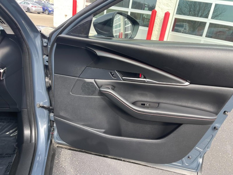 Mazda CX-30 Vehicle Image 09