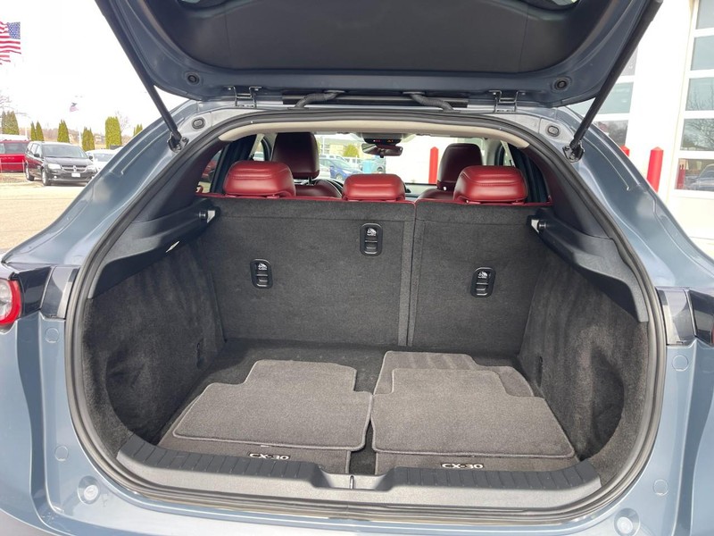 Mazda CX-30 Vehicle Image 13