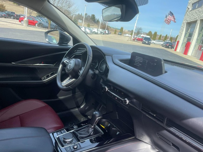 Mazda CX-30 Vehicle Image 09