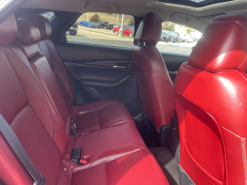 Mazda CX-30 Vehicle Image 13