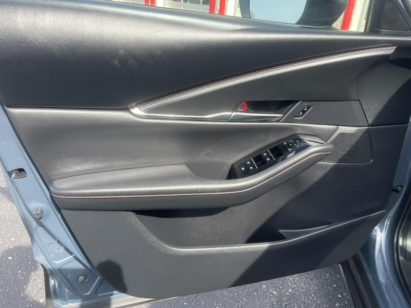 Mazda CX-30 Vehicle Image 21