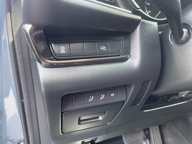 Mazda CX-30 Vehicle Image 22