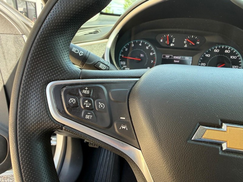 Chevrolet Malibu Vehicle Image 21