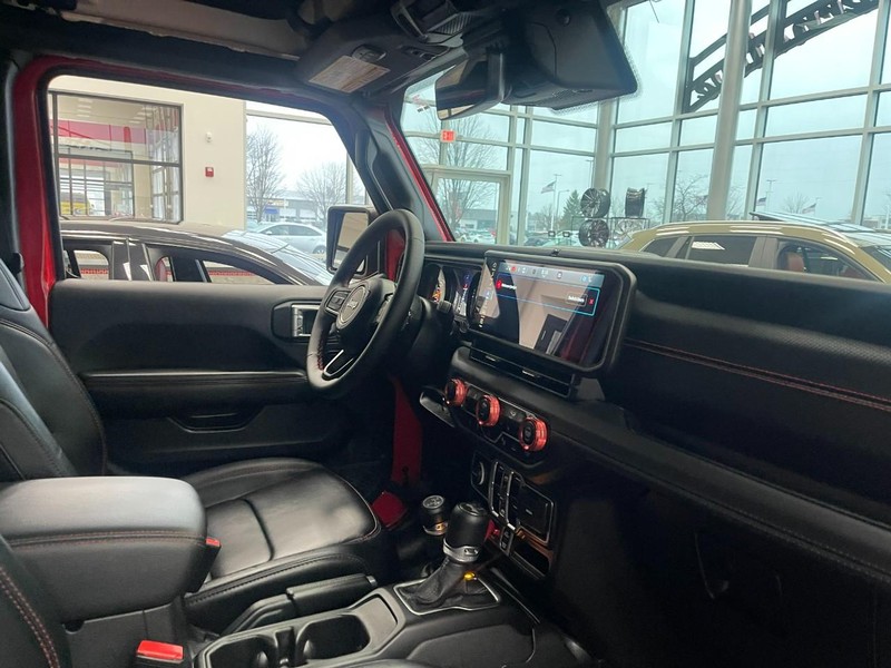 Jeep Wrangler Vehicle Image 11