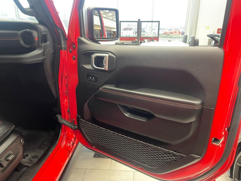 Jeep Wrangler Vehicle Image 13