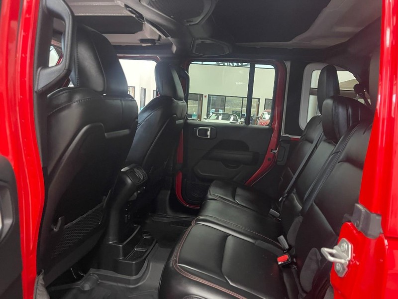 Jeep Wrangler Vehicle Image 18