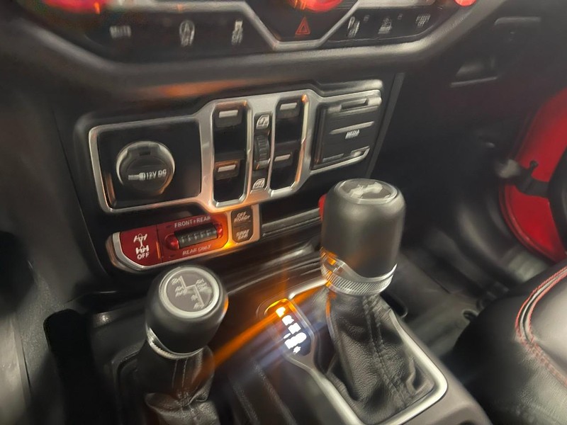 Jeep Wrangler Vehicle Image 27