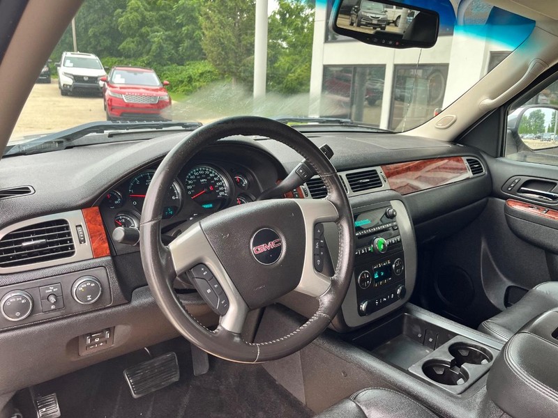 GMC Sierra 1500 Vehicle Image 10
