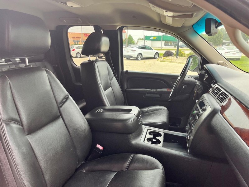 GMC Sierra 1500 Vehicle Image 12