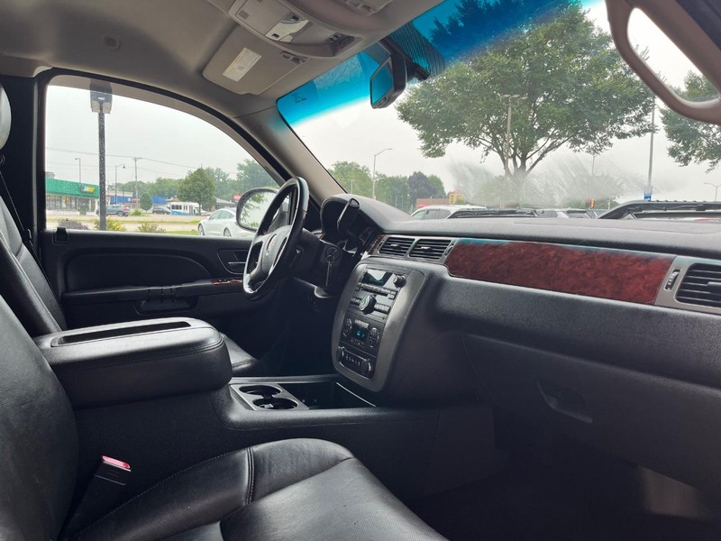 GMC Sierra 1500 Vehicle Image 13