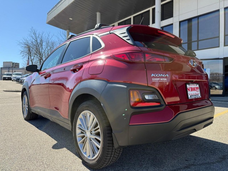 Hyundai Kona Vehicle Image 14