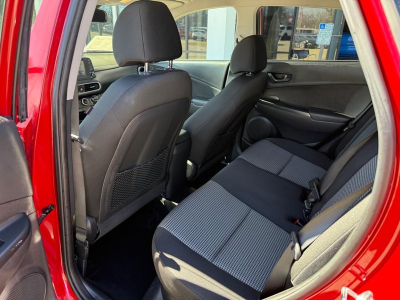 Hyundai Kona Vehicle Image 19