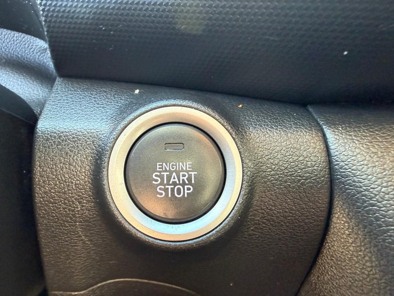 Hyundai Kona Vehicle Image 32