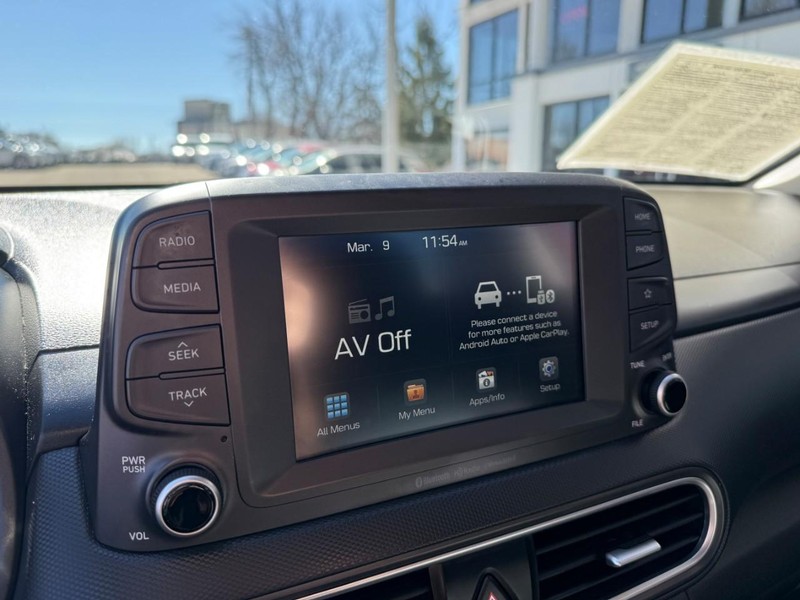 Hyundai Kona Vehicle Image 33