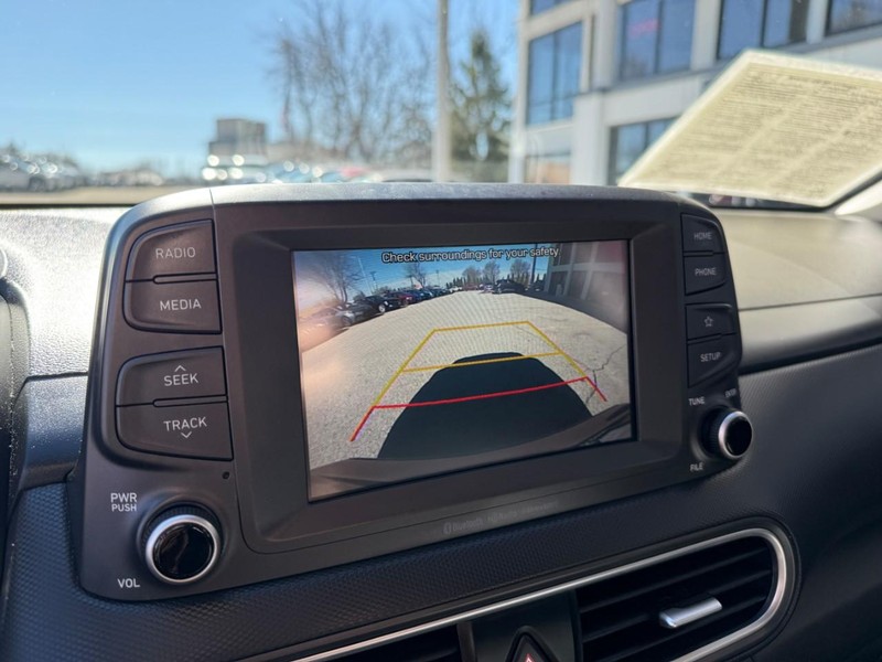 Hyundai Kona Vehicle Image 34