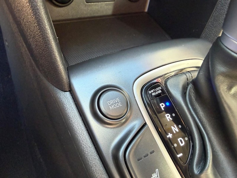 Hyundai Kona Vehicle Image 38