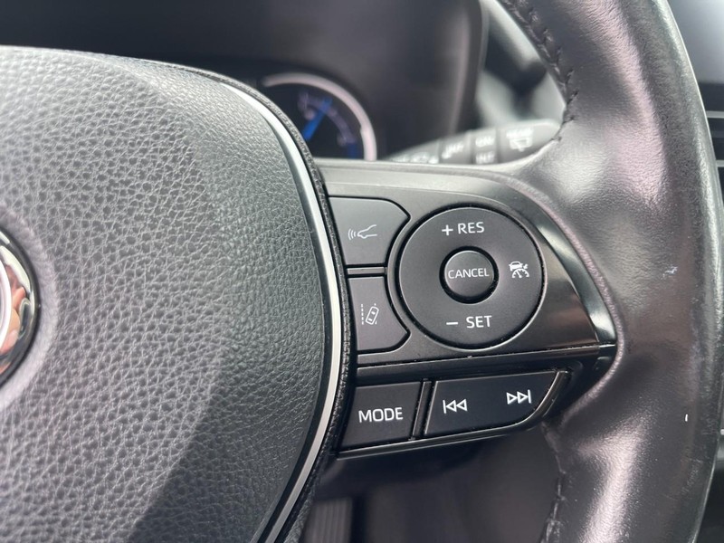 Toyota RAV4 Vehicle Image 15
