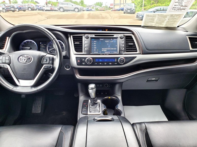 Toyota Highlander Vehicle Image 08