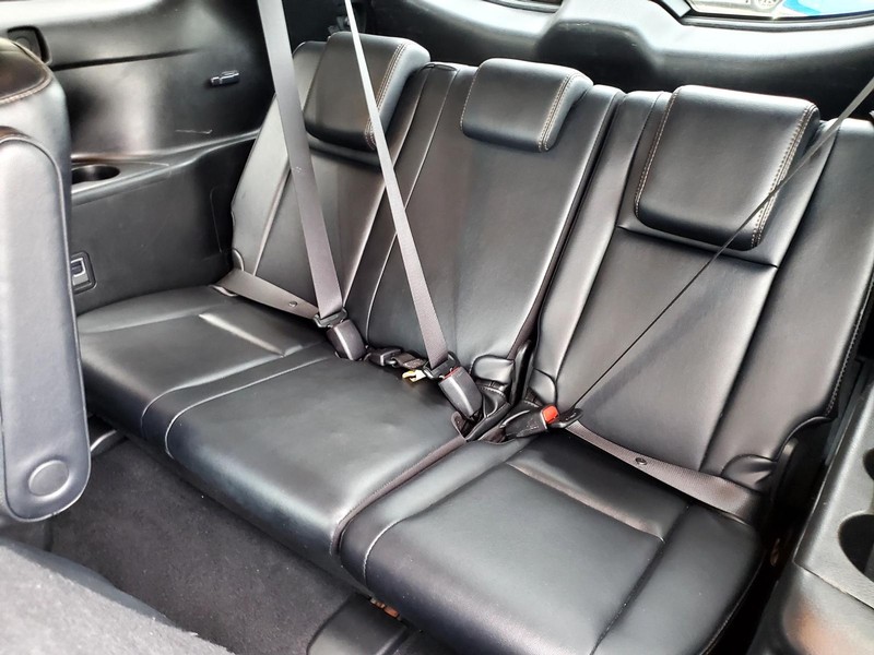 Toyota Highlander Vehicle Image 16