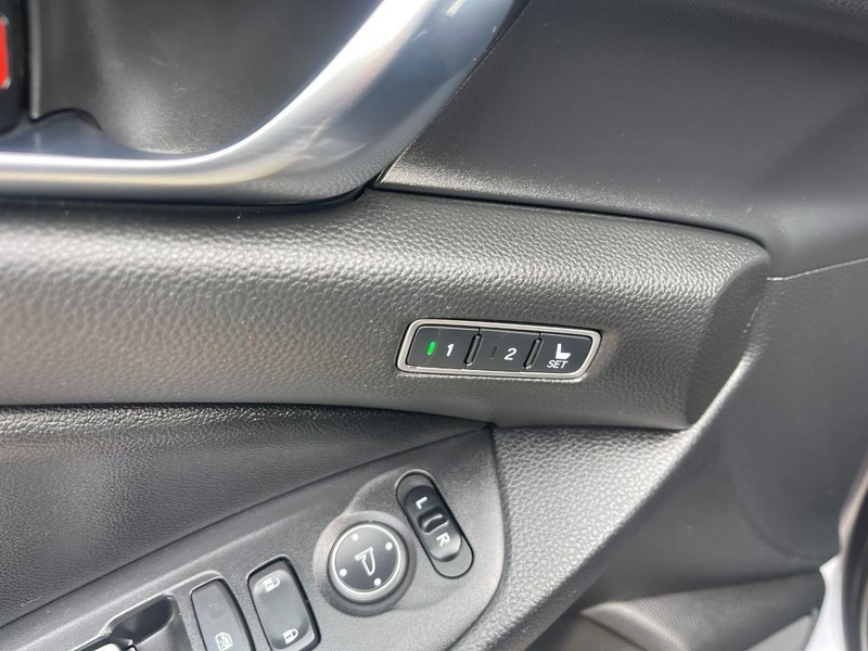 Honda Accord Hybrid Vehicle Image 23