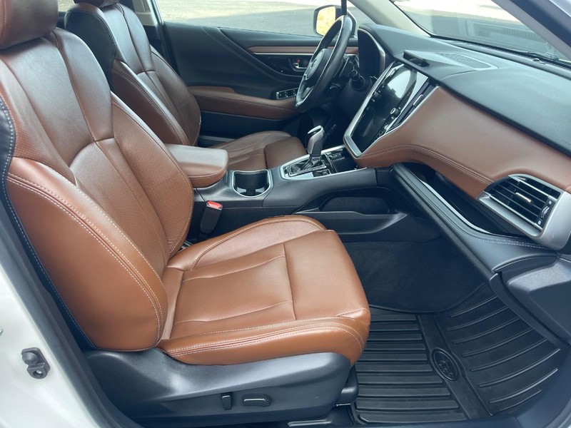 Subaru Outback Vehicle Image 12